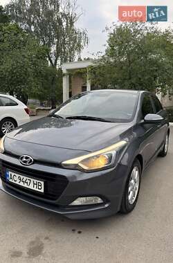 Хэтчбек Hyundai i20 2016 в Луцке