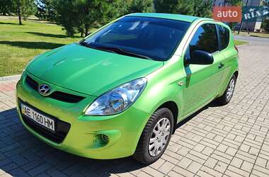 Хэтчбек Hyundai i20 2010 в 