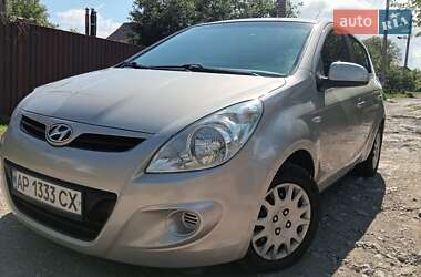 Хэтчбек Hyundai i20 2010 в Запорожье