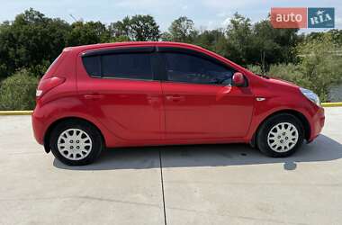 Хетчбек Hyundai i20 2011 в Павлограді