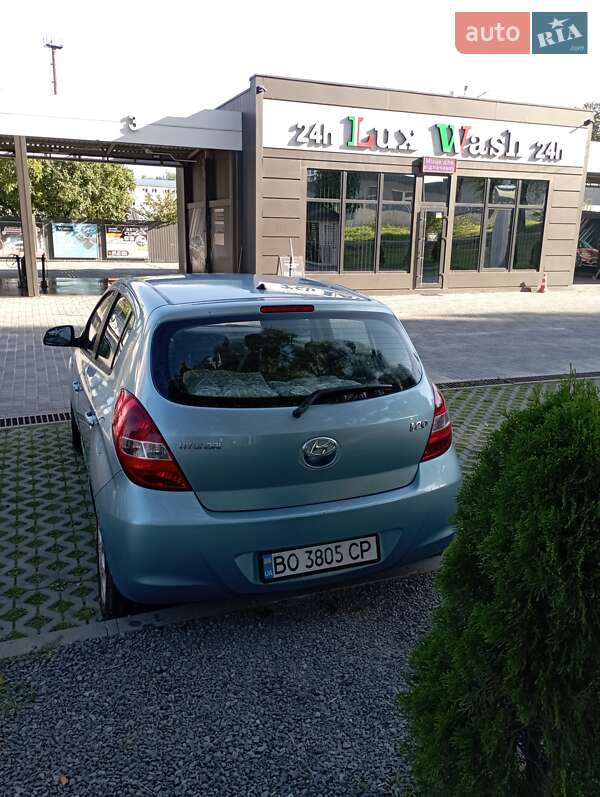 Хэтчбек Hyundai i20 2009 в Тернополе
