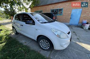 Хэтчбек Hyundai i20 2011 в Виннице