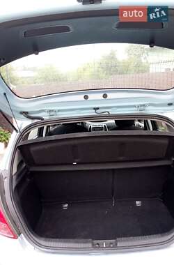 Хэтчбек Hyundai i20 2012 в 