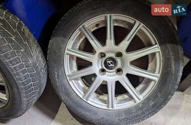 Хетчбек Hyundai i20 2010 в 