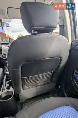 Хетчбек Hyundai i20 2010 в 
