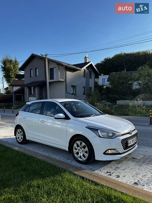 Хетчбек Hyundai i20 2016 в Львові
