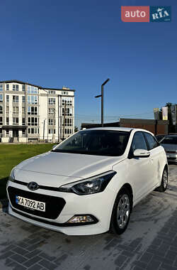 Hyundai i20 2016