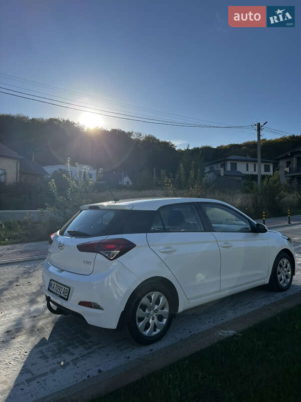 Хетчбек Hyundai i20 2016 в Львові