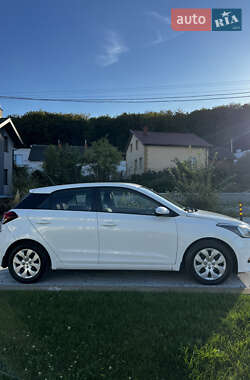 Хэтчбек Hyundai i20 2016 в 