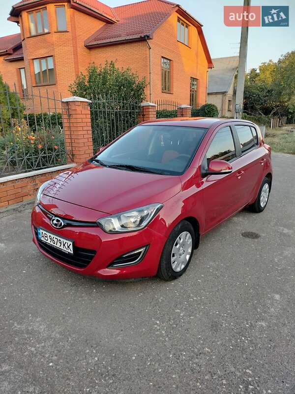 Хетчбек Hyundai i20 2014 в Кривому Розі фото 12 Хетчбек Hyundai i20 2014 в Кривому Розі