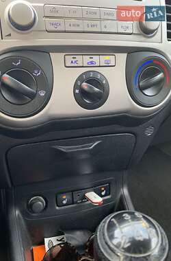 Хэтчбек Hyundai i20 2011 в 