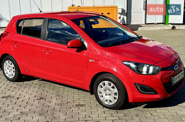 Хэтчбек Hyundai i20 2014 в 