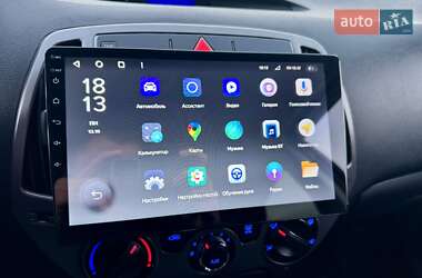 Хэтчбек Hyundai i20 2014 в 