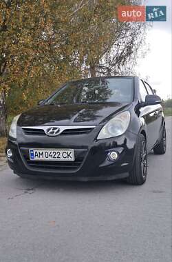 Хэтчбек Hyundai i20 2011 в Звягеле