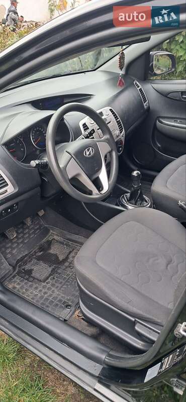 Хетчбек Hyundai i20 2011 в Звягелі