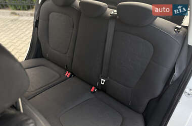 Хэтчбек Hyundai i20 2011 в 