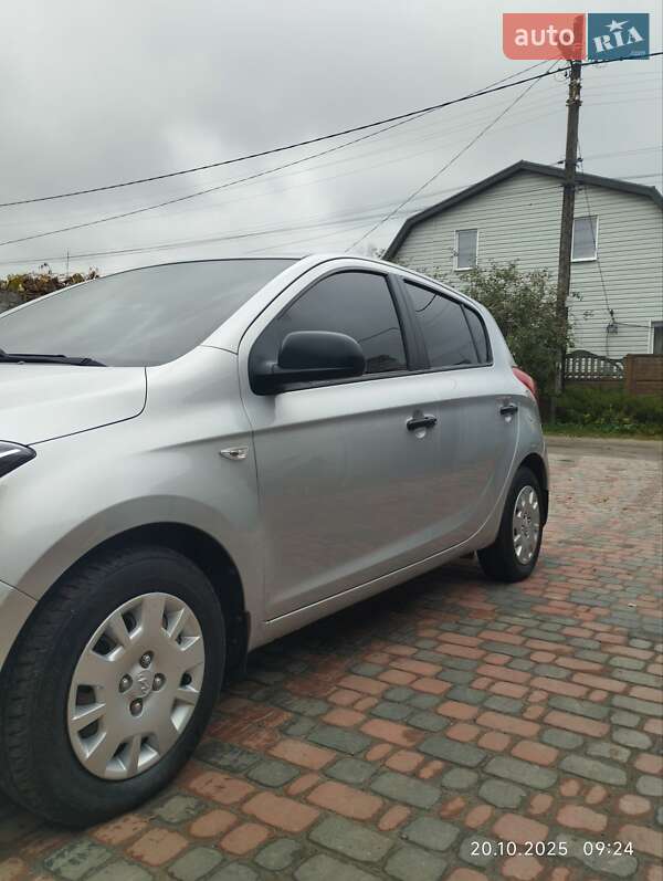 Хетчбек Hyundai i20 2012 в Харкові