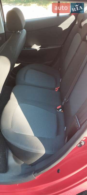 Хэтчбек Hyundai i20 2014 в Днепре фото 7 Хэтчбек Hyundai i20 2014 в Днепре