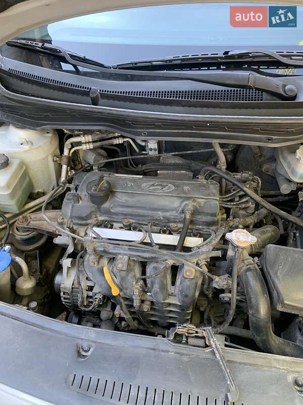 Хетчбек Hyundai i20 2010 в Харкові фото 7 Хетчбек Hyundai i20 2010 в Харкові