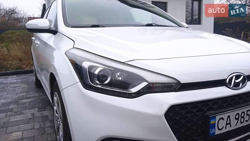 Хетчбек Hyundai i20 2016 в Хмельницькому фото 16 Хетчбек Hyundai i20 2016 в Хмельницькому