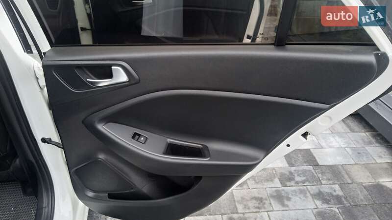 Хетчбек Hyundai i20 2016 в Хмельницькому фото 26 Хетчбек Hyundai i20 2016 в Хмельницькому