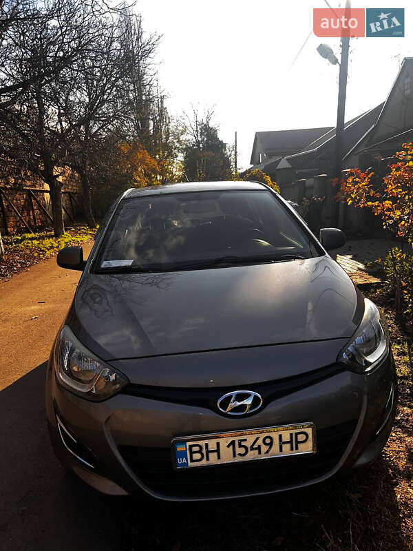 Хетчбек Hyundai i20 2013 в Одесі фото 5 Хетчбек Hyundai i20 2013 в Одесі