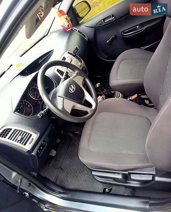 Хетчбек Hyundai i20 2009 в Вінниці фото 10 Хетчбек Hyundai i20 2009 в Вінниці