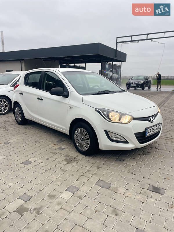 Hyundai i20 2013 Hyundai i20 2013