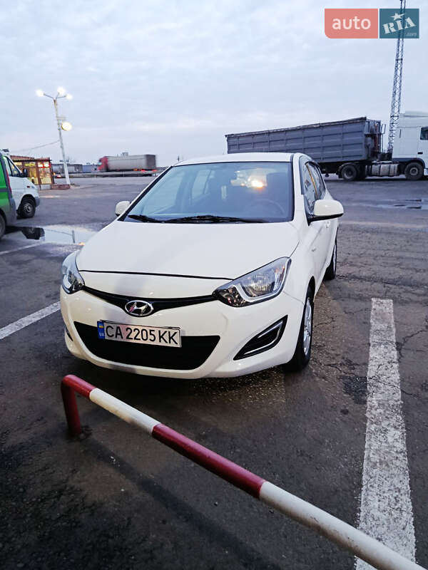 Хетчбек Hyundai i20 2013 в Одесі фото 17 Хетчбек Hyundai i20 2013 в Одесі