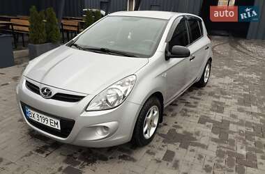 Хэтчбек Hyundai i20 2011 в Каменец-Подольском