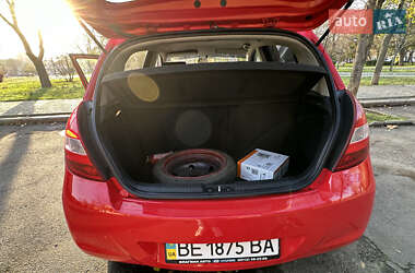 Хетчбек Hyundai i20 2011 в Миколаєві