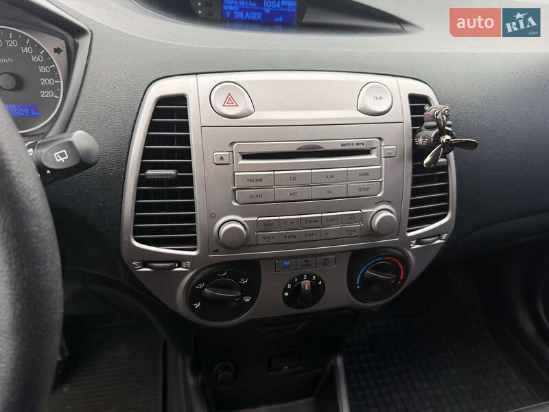 Хэтчбек Hyundai i20 2011 в Лубнах