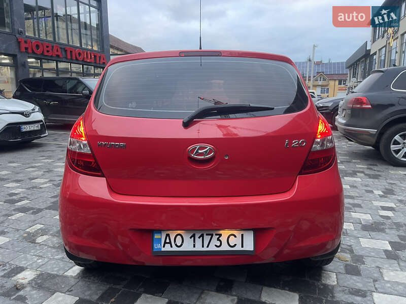 Хетчбек Hyundai i20 2011 в Мукачевому фото 6 Хетчбек Hyundai i20 2011 в Мукачевому