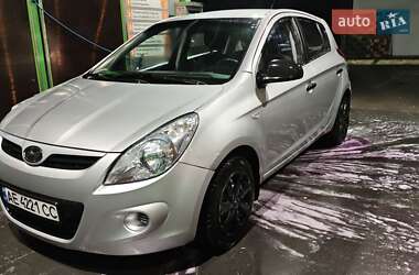 Хэтчбек Hyundai i20 2012 в Киеве