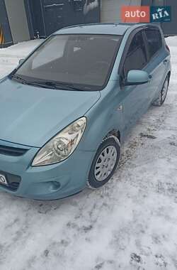 Хэтчбек Hyundai i20 2011 в Харькове