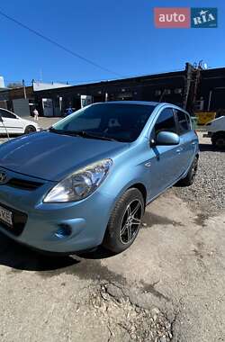 Хэтчбек Hyundai i20 2010 в Виннице
