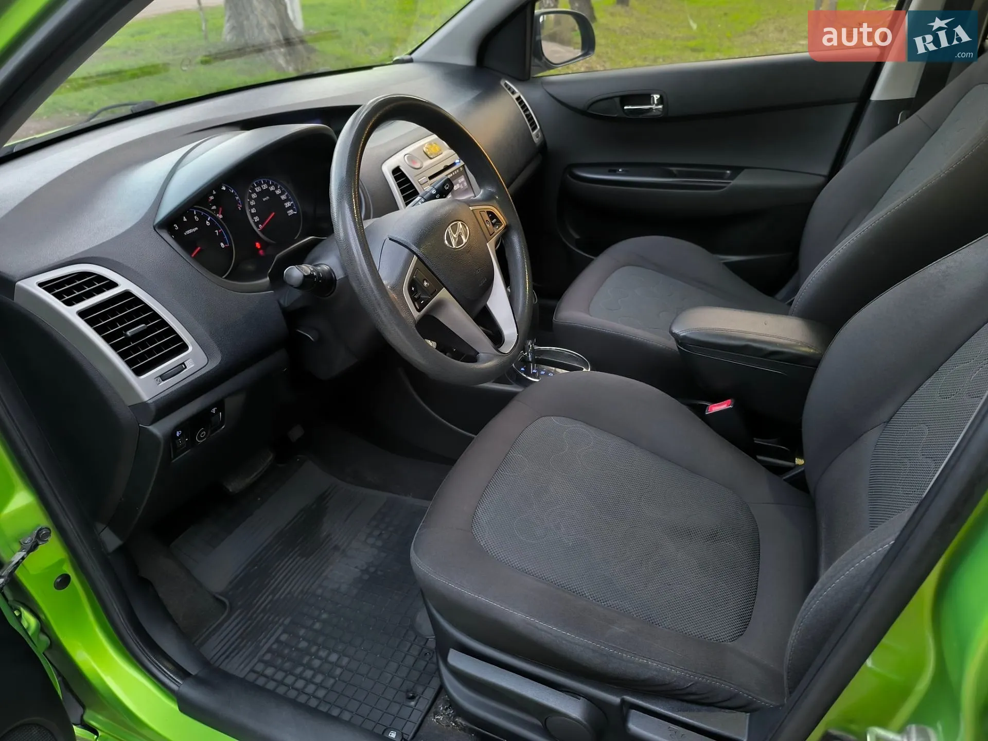 2010 Hyundai i20 - мініатюра 13