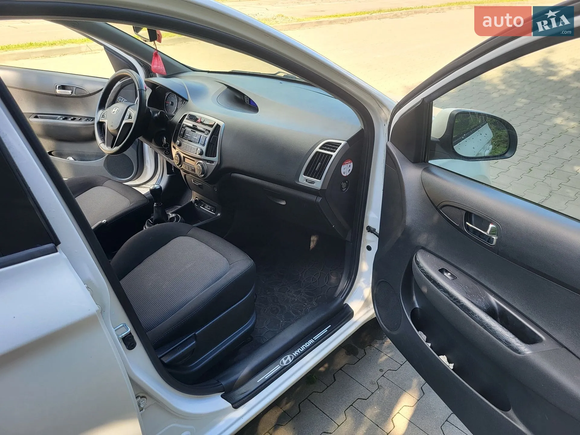 2012 Hyundai i20 - мініатюра 18