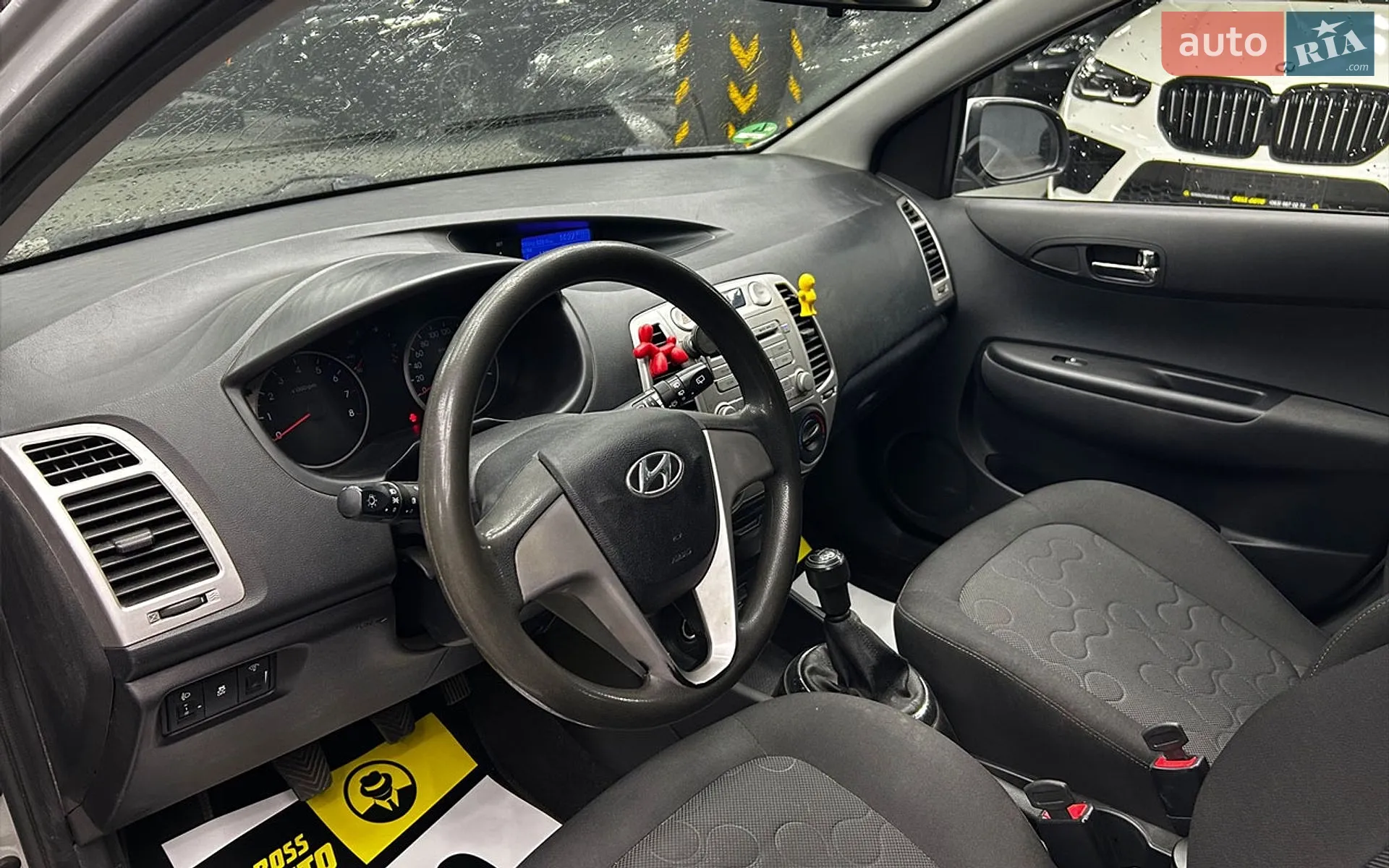 2010 Hyundai i20 - мініатюра 12