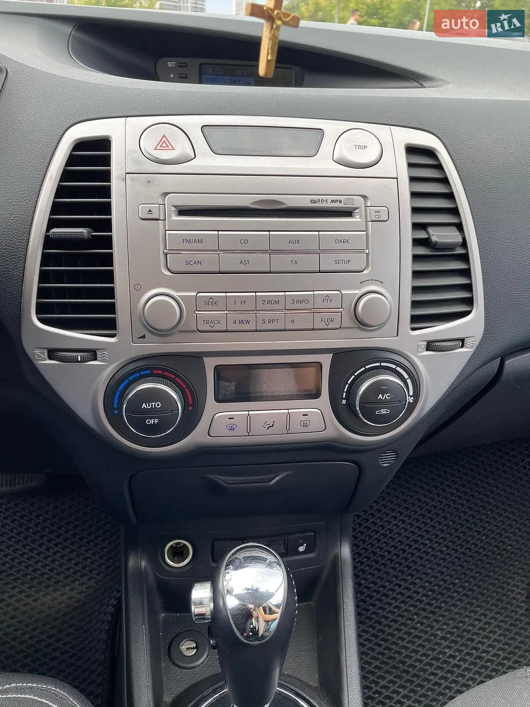 2011 Hyundai i20 - мініатюра 18
