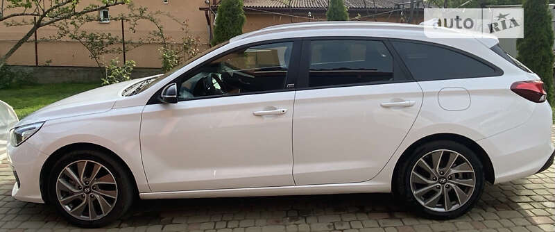 Універсал Hyundai i30 Wagon 2018 в Ужгороді