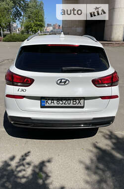 Универсал Hyundai i30 Wagon 2021 в Киеве