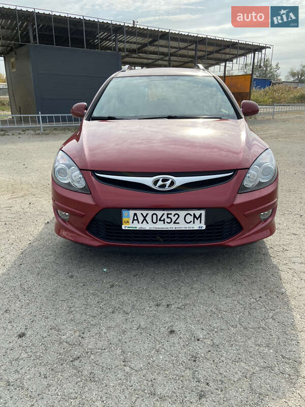 Универсал Hyundai i30 Wagon 2011 в Харькове