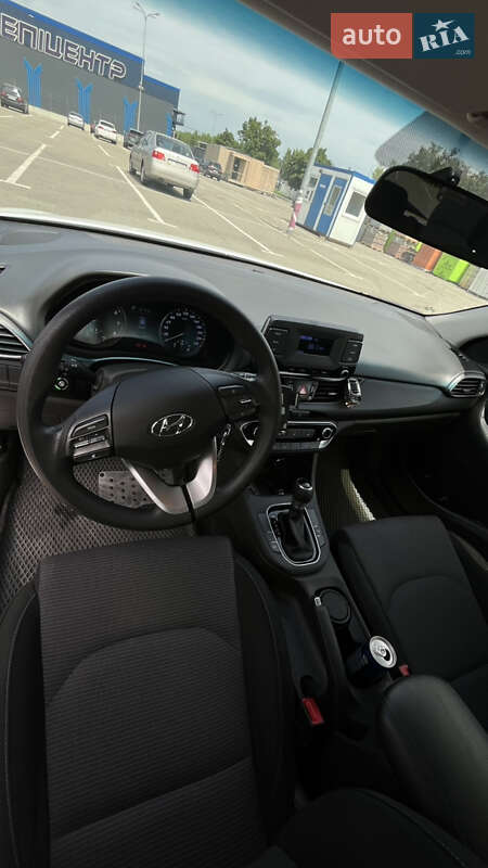 Универсал Hyundai i30 Wagon 2021 в Киеве