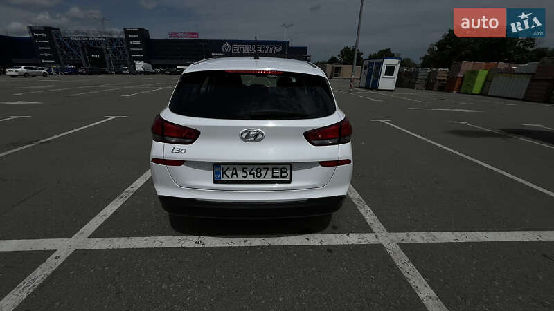 Универсал Hyundai i30 Wagon 2021 в Киеве