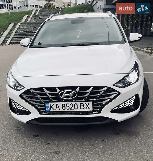 Универсал Hyundai i30 Wagon 2021 в Киеве фото 2 Универсал Hyundai i30 Wagon 2021 в Киеве