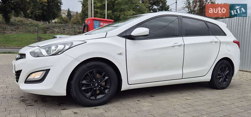 Універсал Hyundai i30 Wagon 2012 в Ужгороді