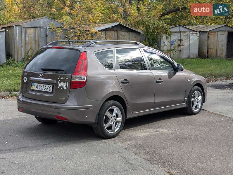 Універсал Hyundai i30 Wagon 2011 в Києві