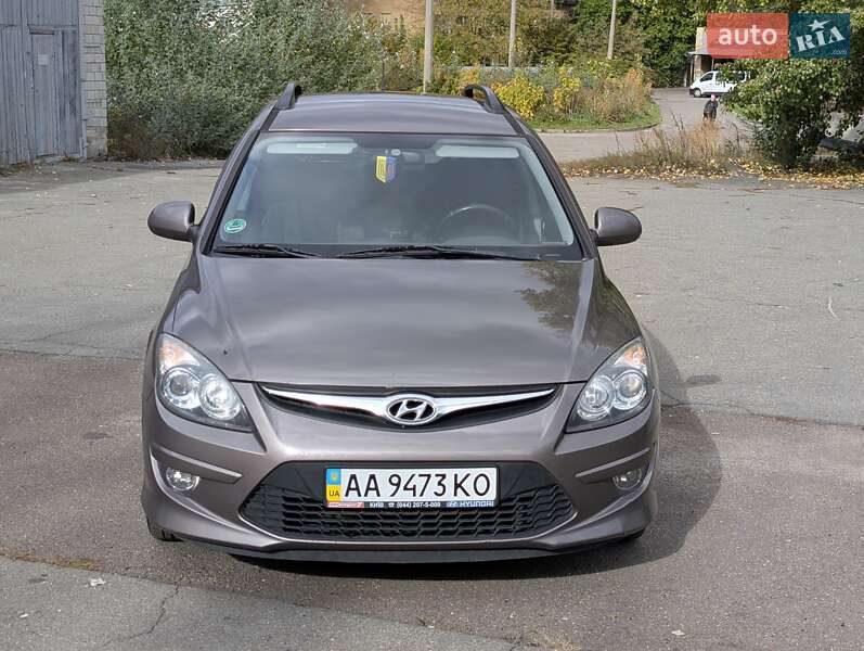 Універсал Hyundai i30 Wagon 2011 в Києві
