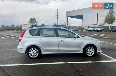 Универсал Hyundai i30 Wagon 2011 в 